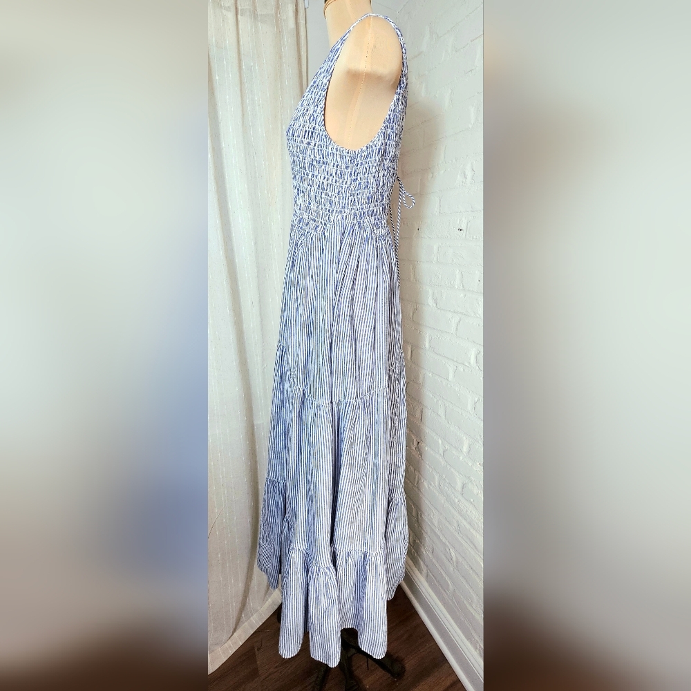 Free People Juni Maxi Dress | Ivory Blue Stripe Smocked Tiered Maxi | NWT | sz M - Picture 5 of 9